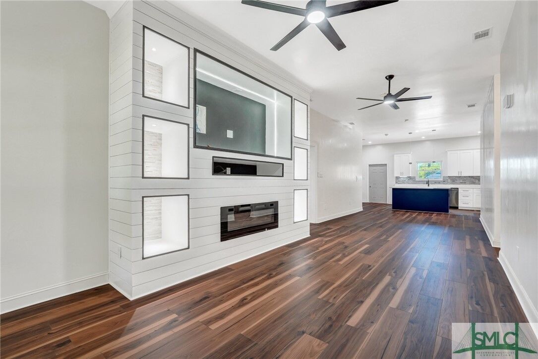 Property Photo:  801 W 50th Street  GA 31405 
