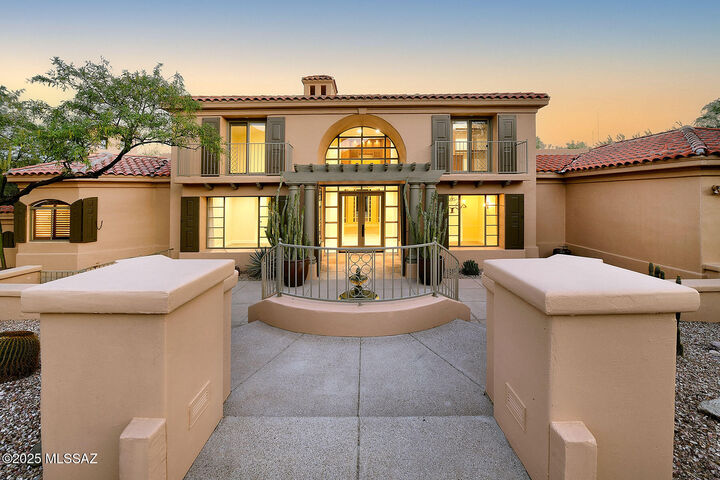 Property Photo: 7222 E Desert Moon Loop AZ 85750