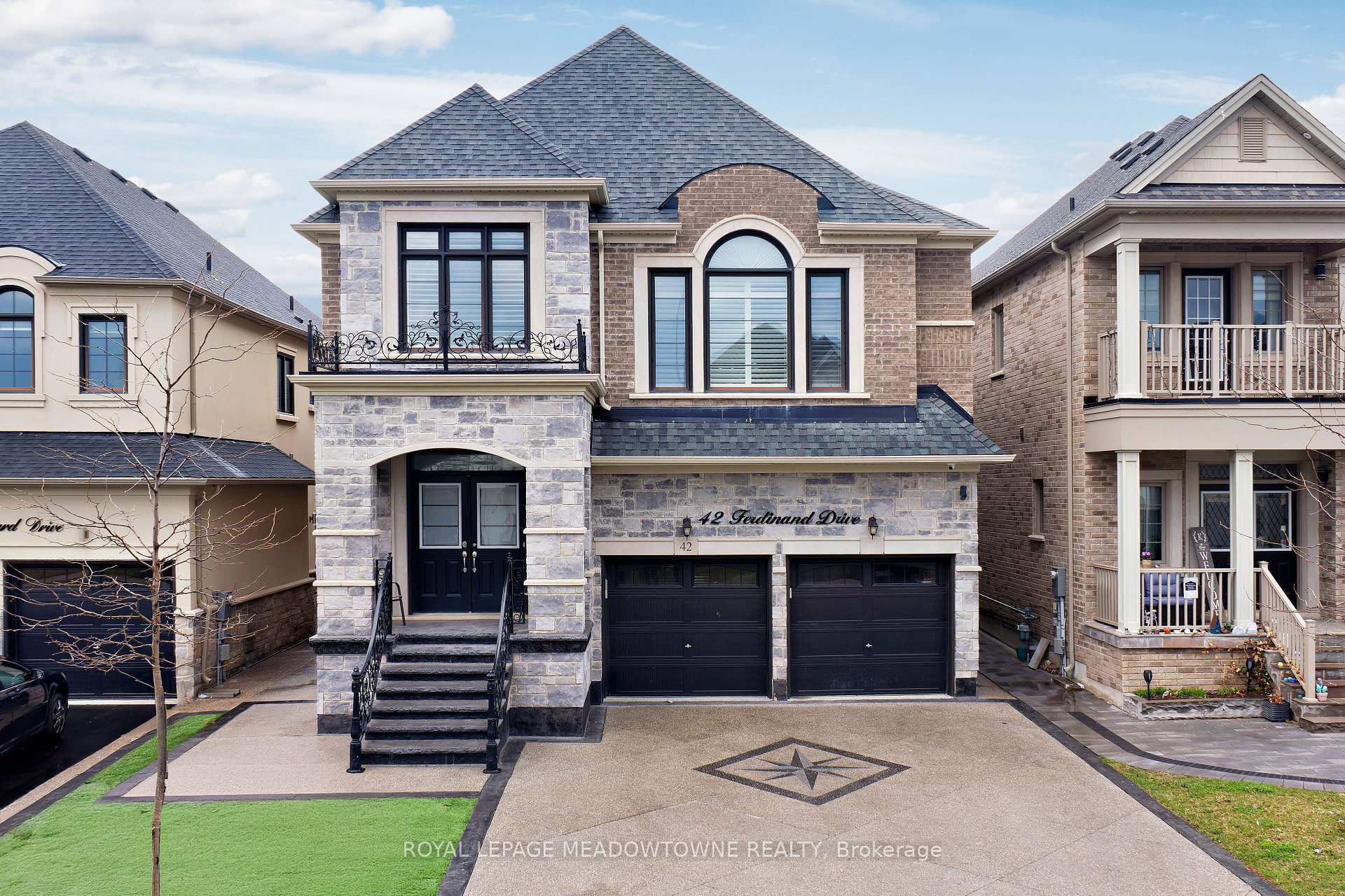 Property Photo: 42 Ferdinand Drive ON L6Y 2A5