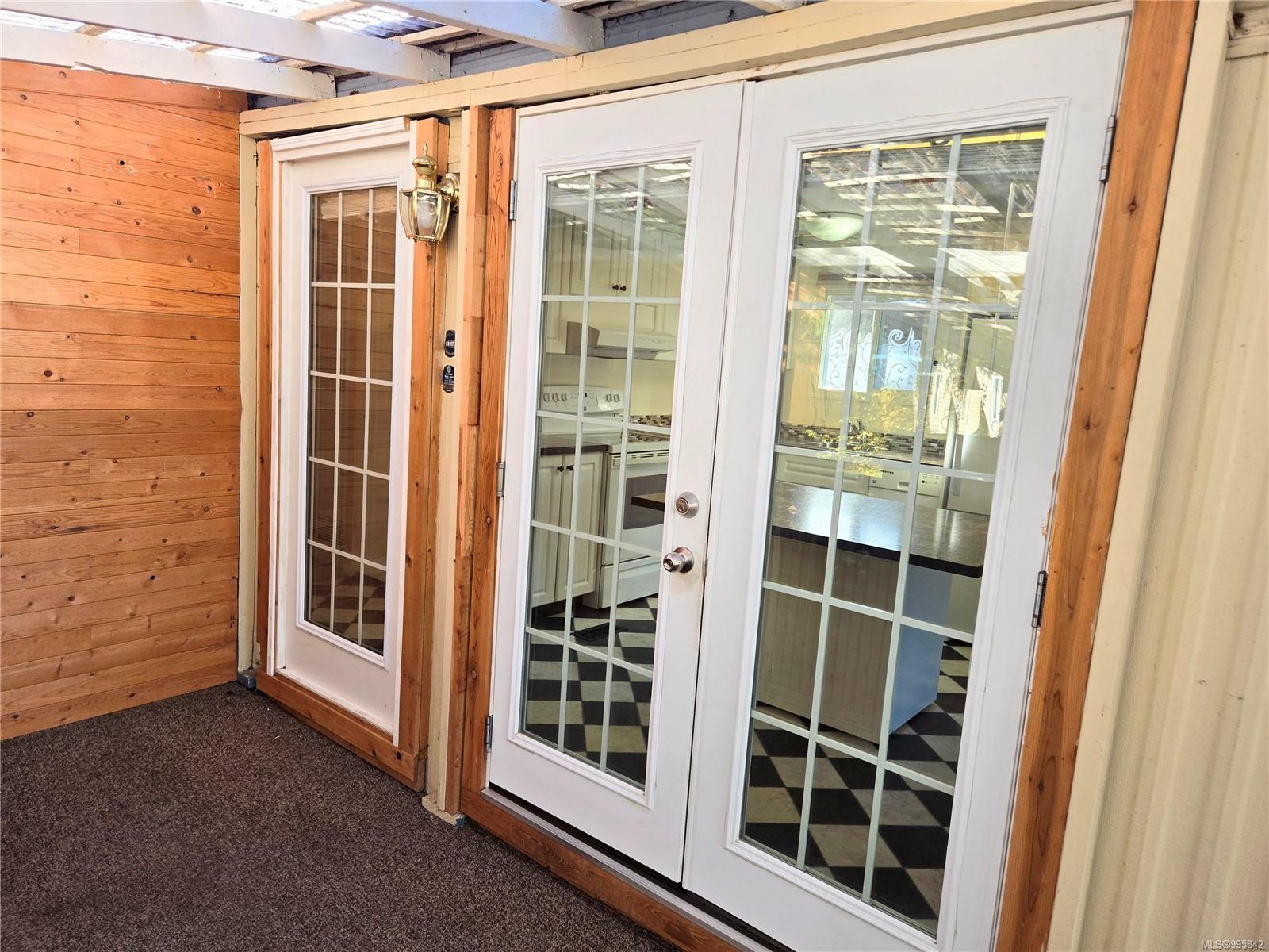 Property Photo: 1247 Arbutus Rd 76 BC V9P 1R4