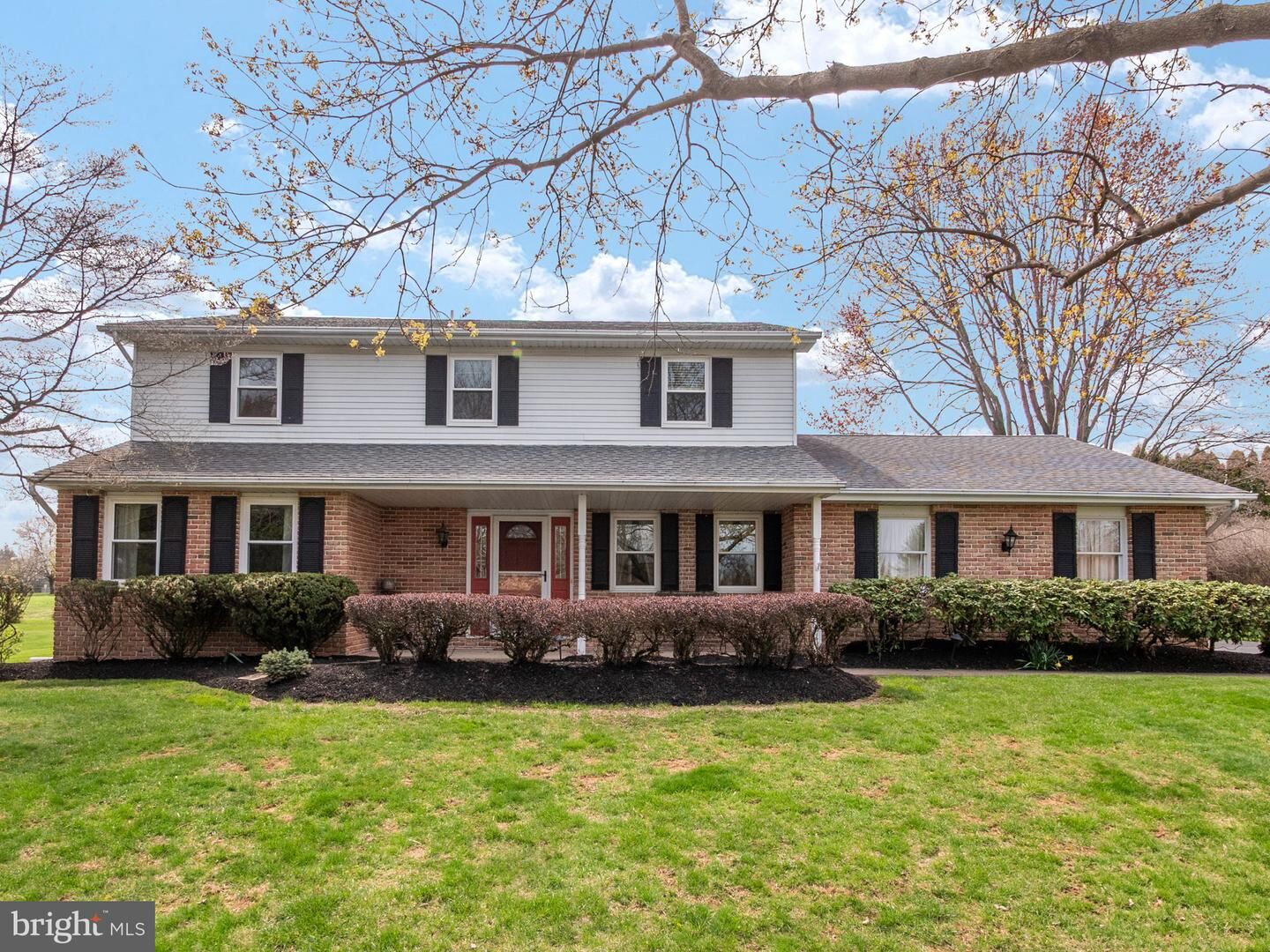 Property Photo:  1254 Pine Grove Drive  PA 18045 