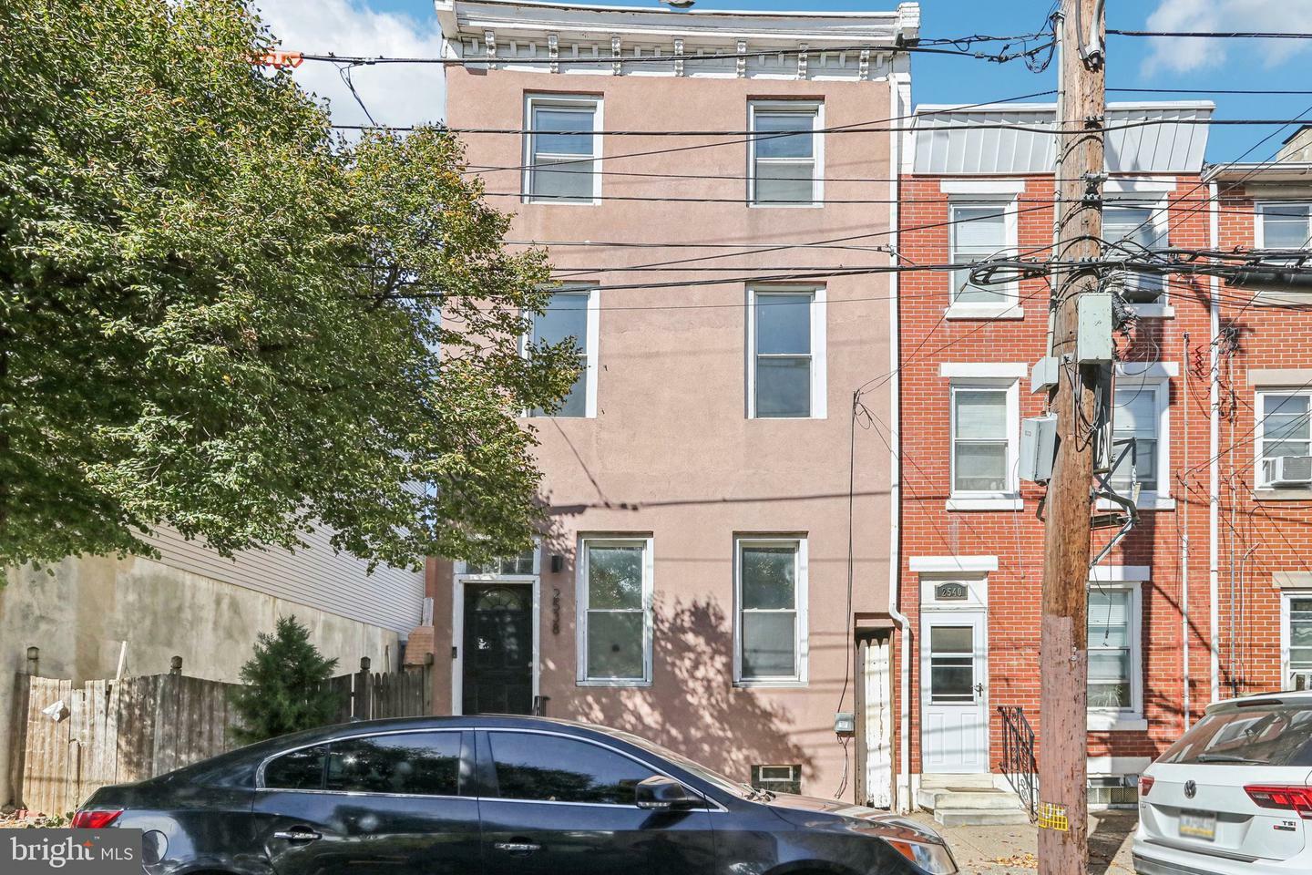 2536-2538 Emerald Street  Philadelphia PA 19125 photo