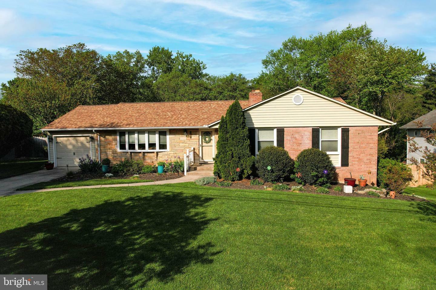 Property Photo: 12329 Pretoria Drive MD 20904