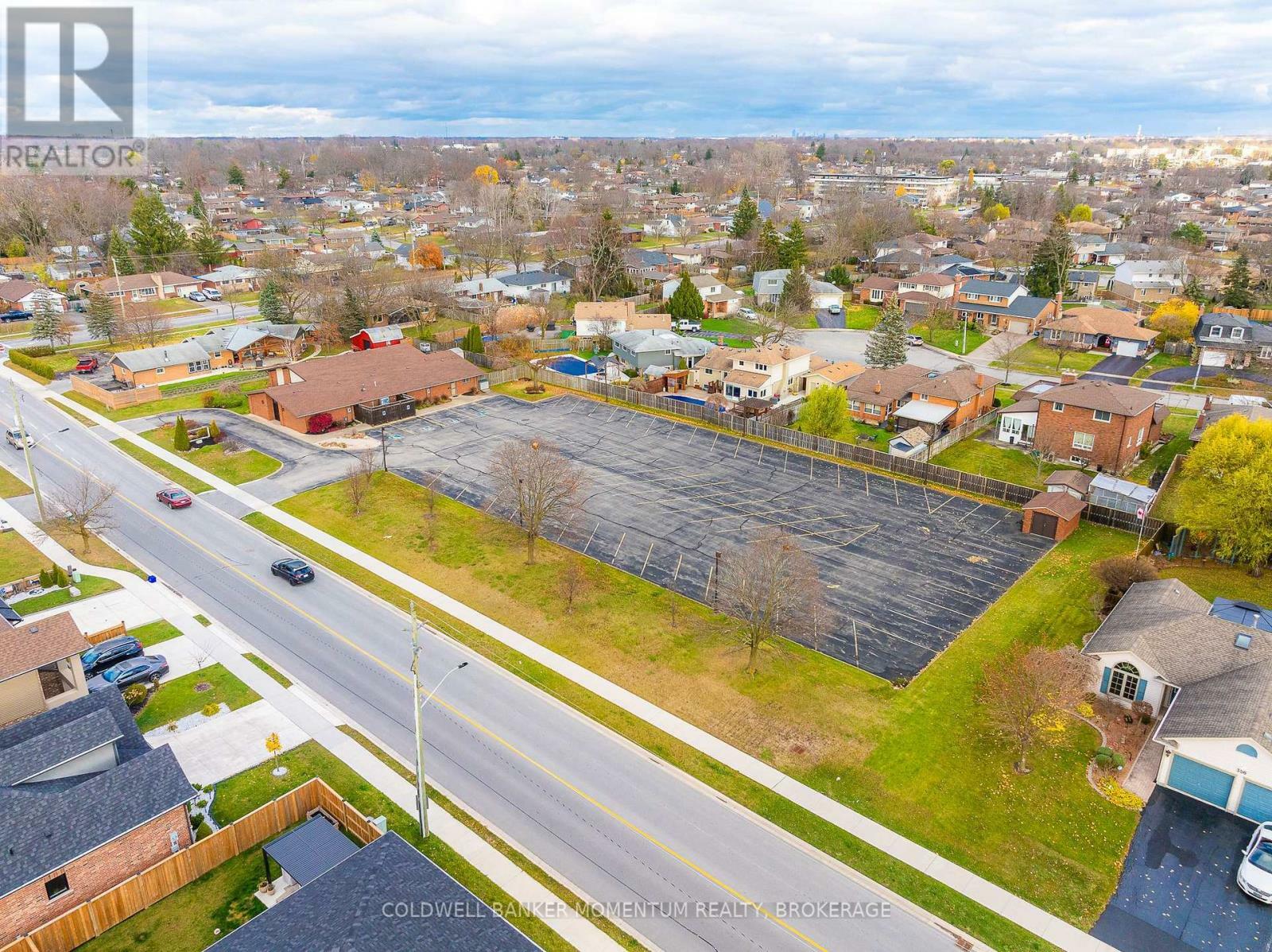 Property Photo: 390 Clare Avenue ON L3C 5R2