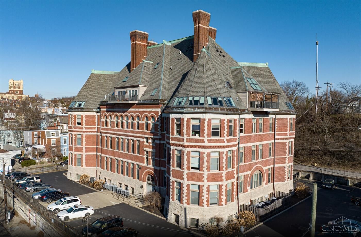 Property Photo: 255 Warner Street OH 45219