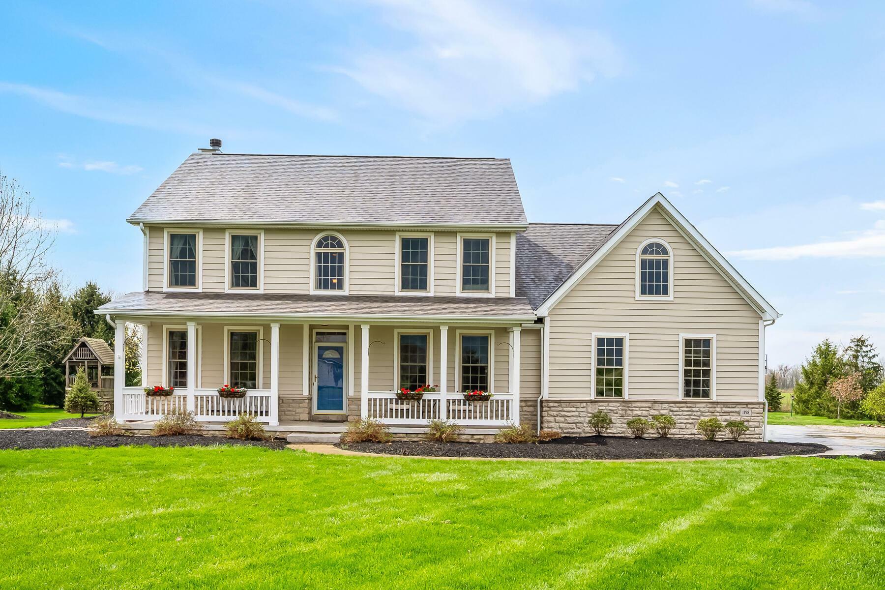 Property Photo: 1198 Dale Ford Road OH 43015