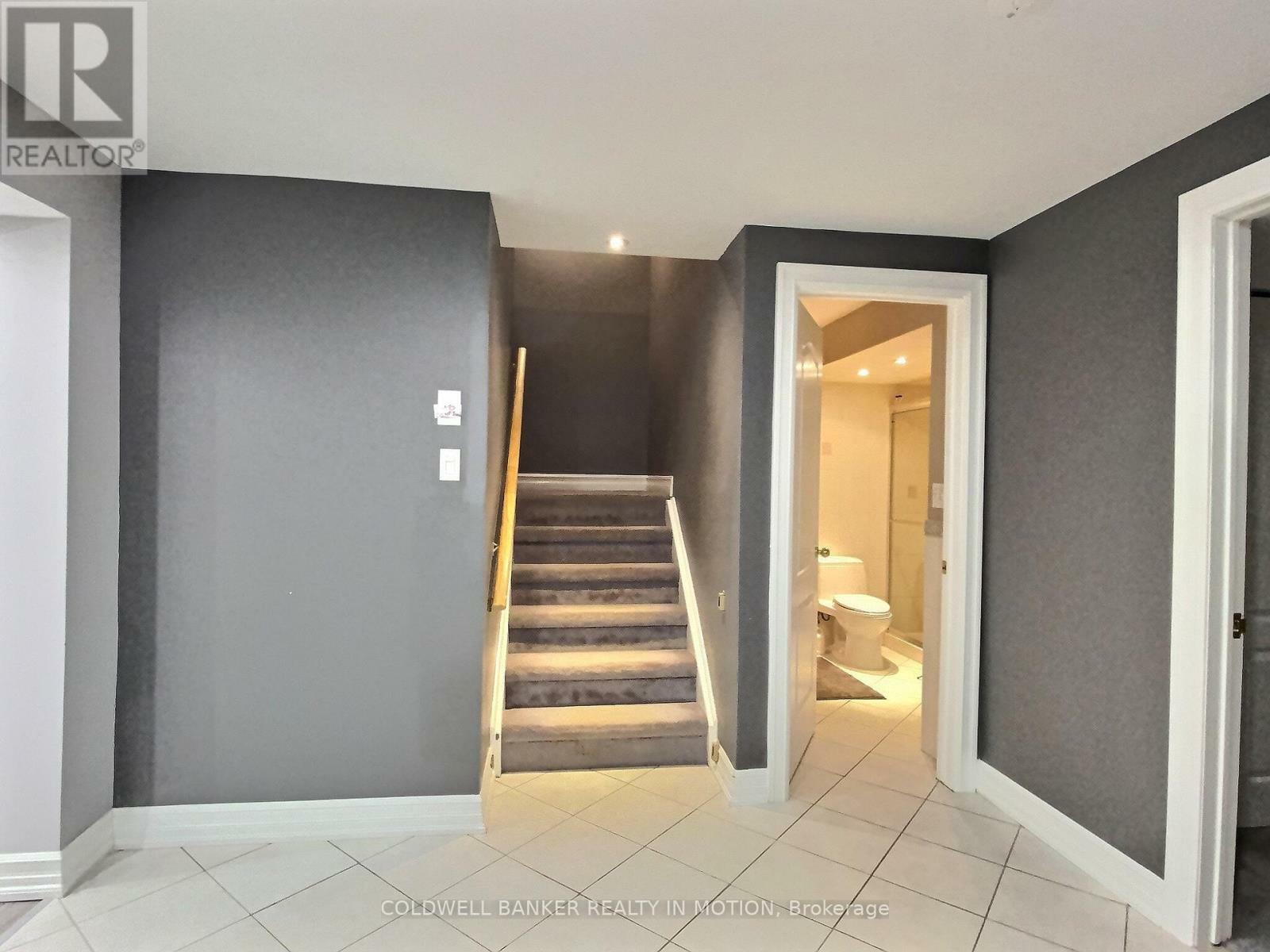 Photo de la propriété: 3845 Brinwood Gate West ON L5M 7H3