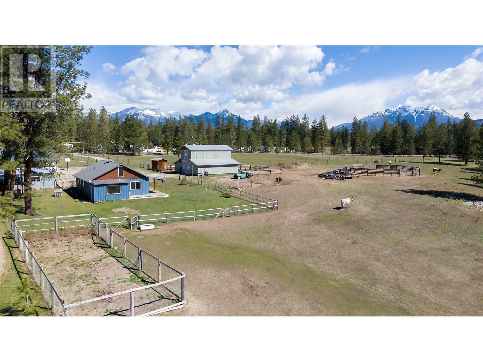 Property Photo: 505 Chief David Road BC V0B 1T4