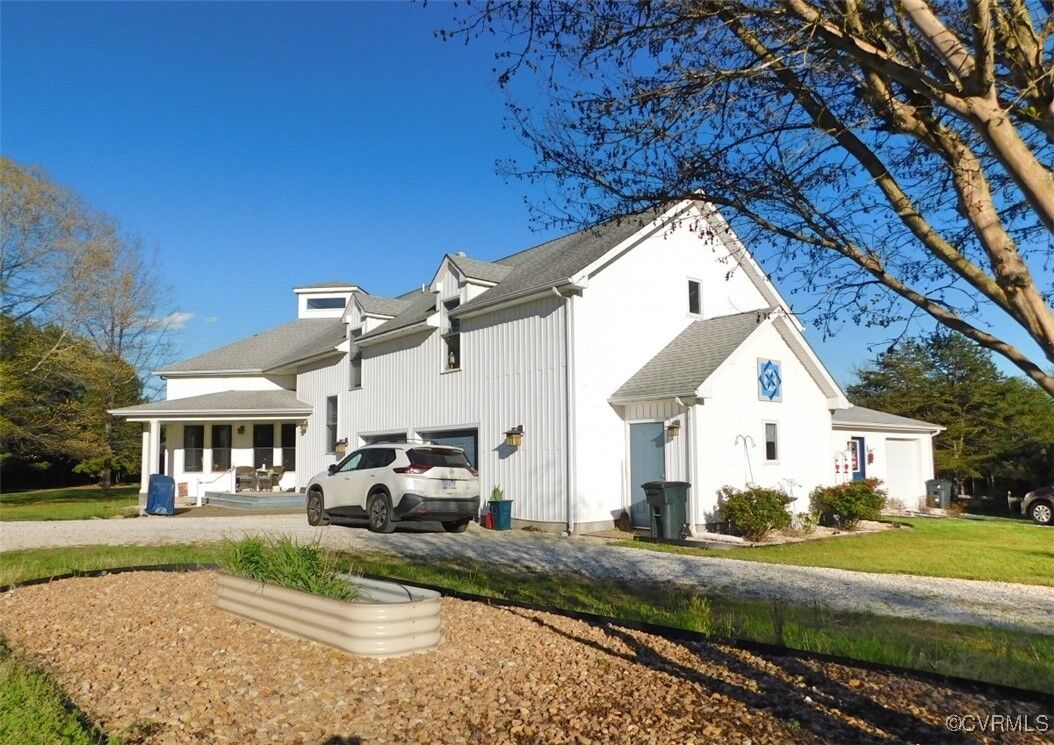 Property Photo:  621 Meadowview Lane  VA 23901 