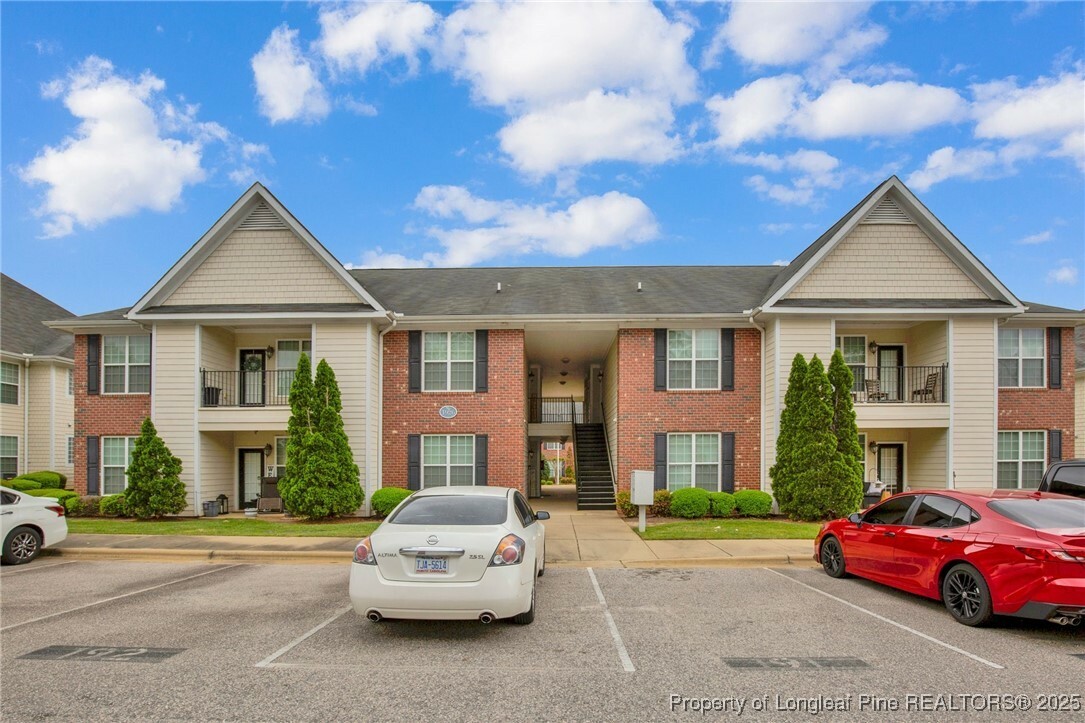 Property Photo: 1926 Harcourt Circle 104 NC 28304