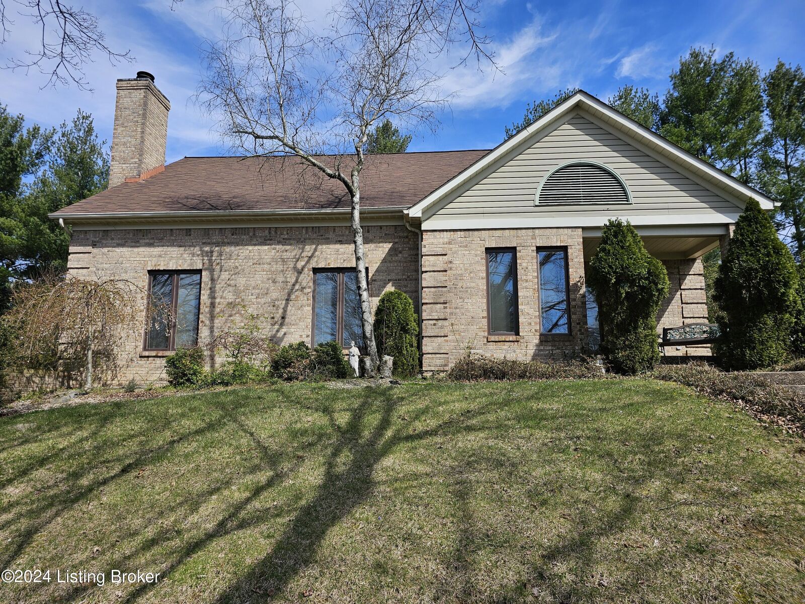 Property Photo:  5 Autumn Hill Ct  KY 40059 