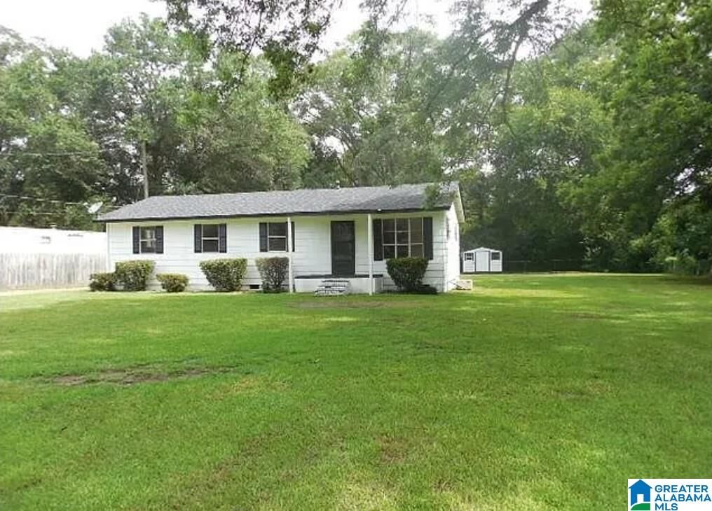 Property Photo: 4111 Oliver Drive AL 36054