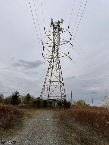 Property Photo:  29 Royal Rd  NJ 08822 