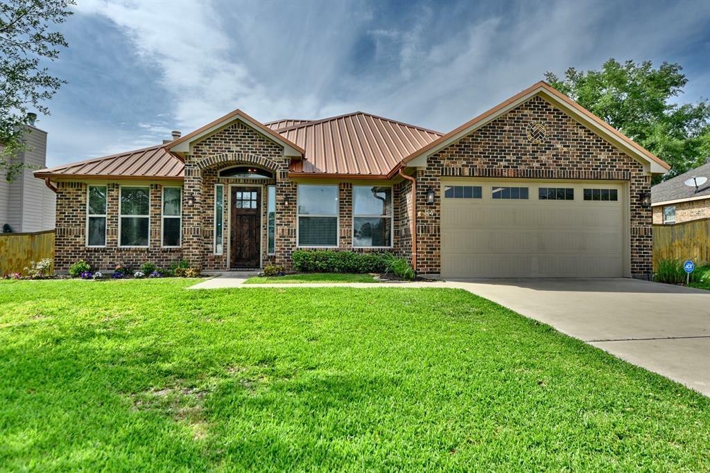 Property Photo: 84 Briarwood Lane TX 77418