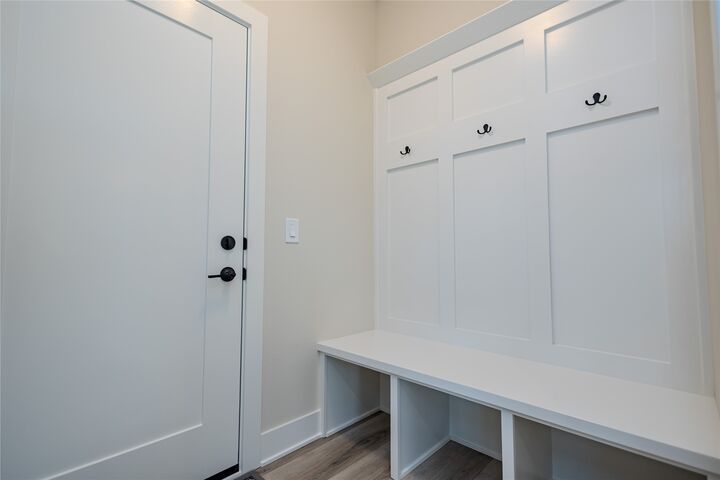 Property Photo: 1258 S 92nd Street IA 50266