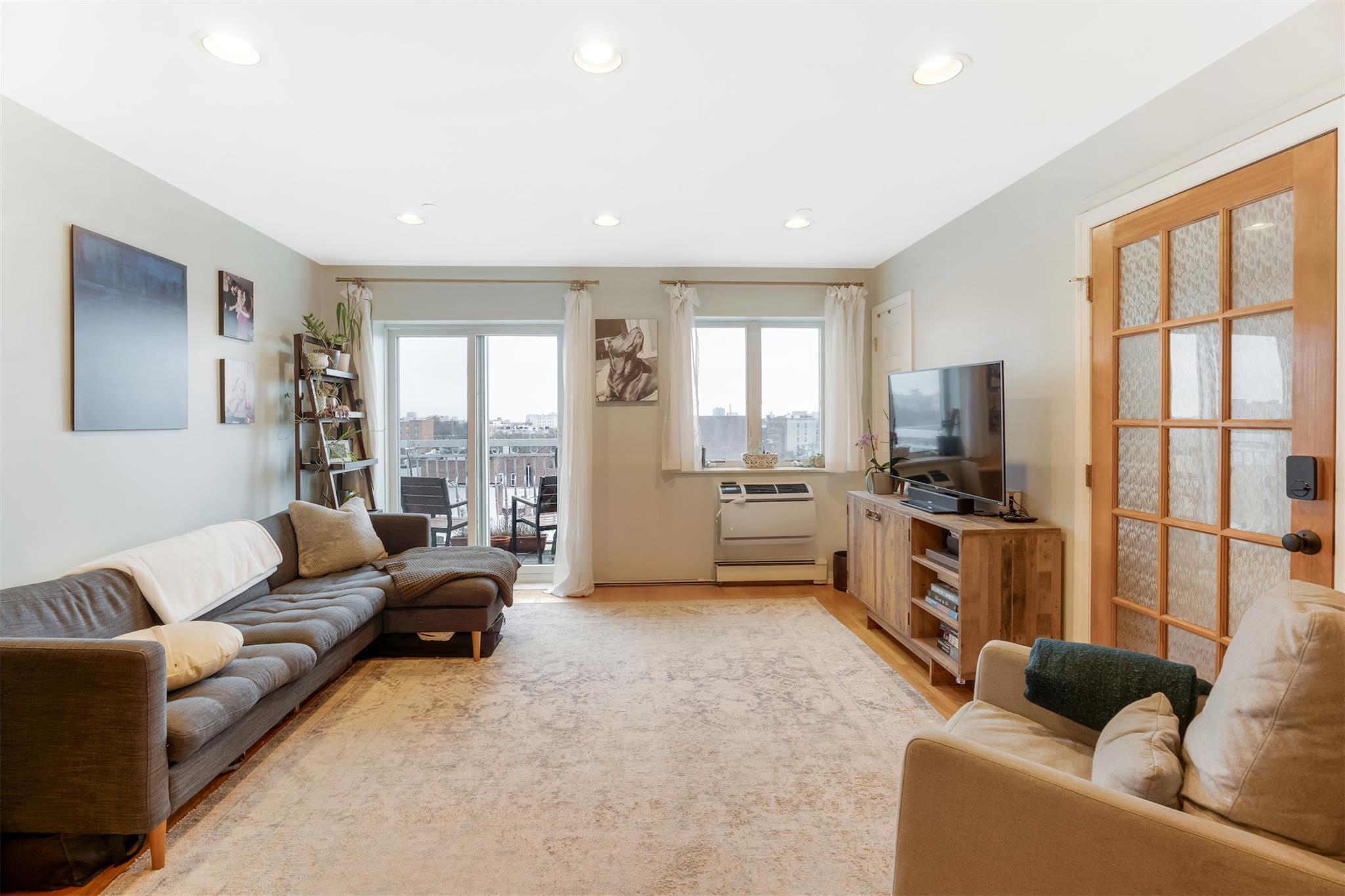 Property Photo:  143 Avenue O 6B  NY 11204 
