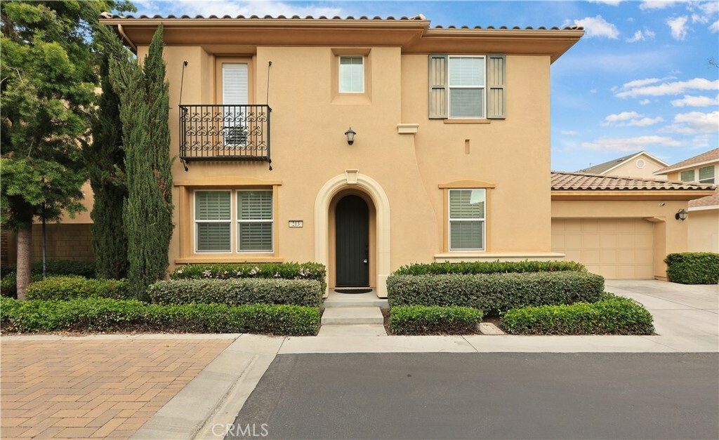 213 Wicker  Irvine CA 92618 photo