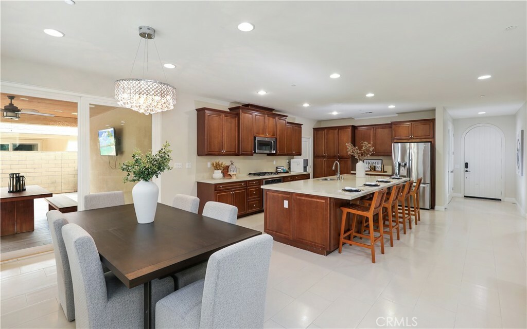 213 Wicker  Irvine CA 92618 photo
