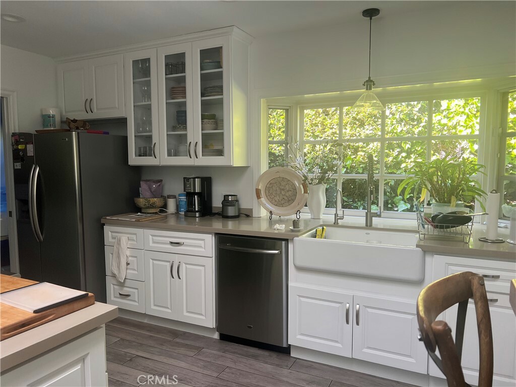 Property Photo: 5280 Campo Road CA 91364
