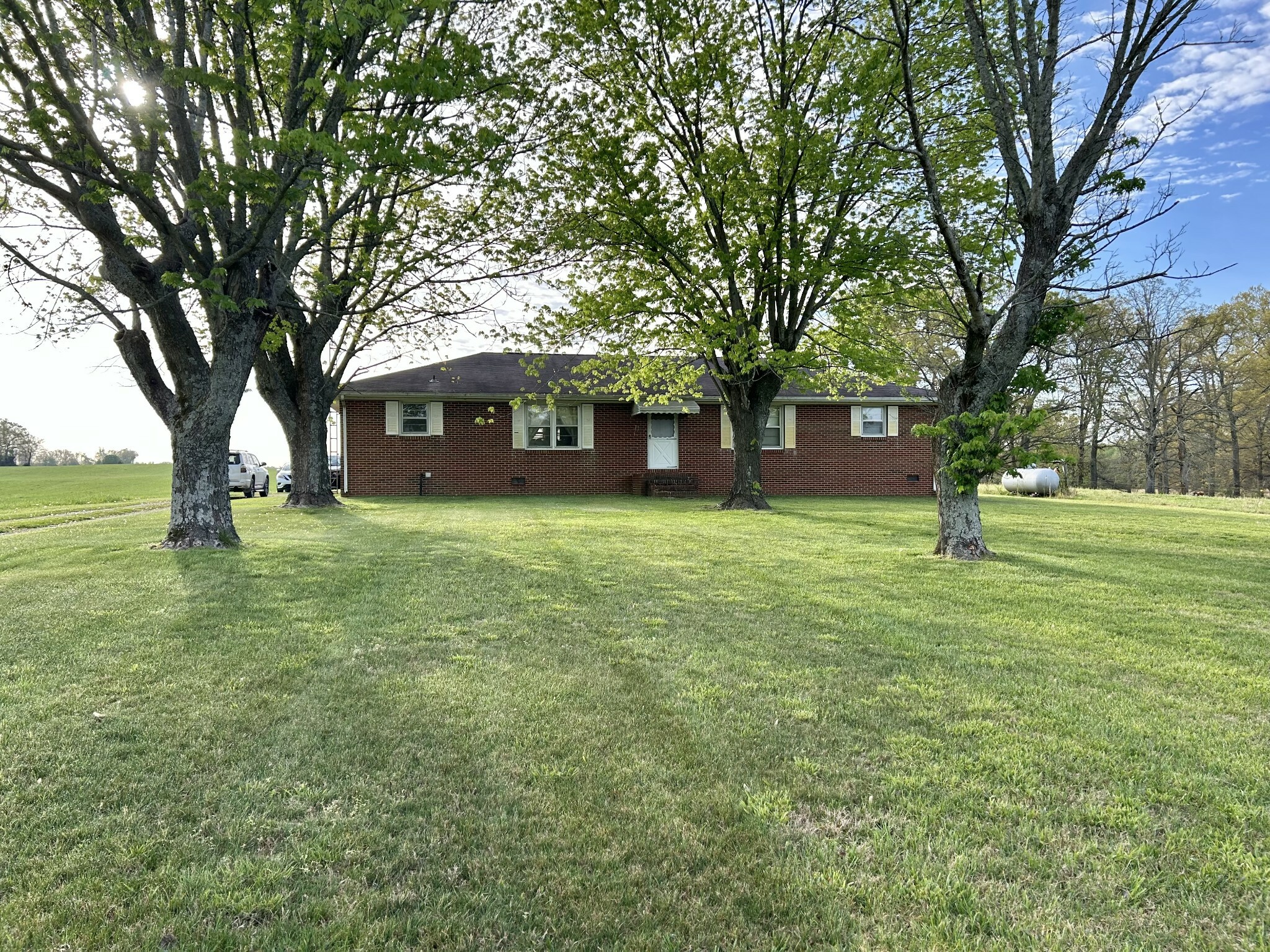 Property Photo: 1110 Pomroy Rd TN 37355