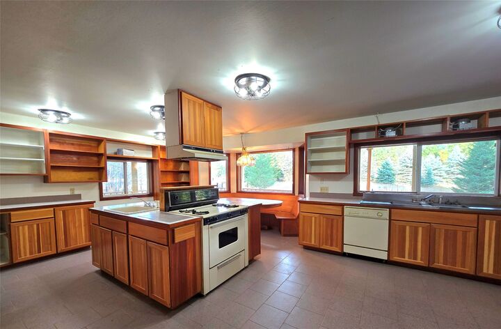 Property Photo:  225 Marten Creek Road  MT 59874 