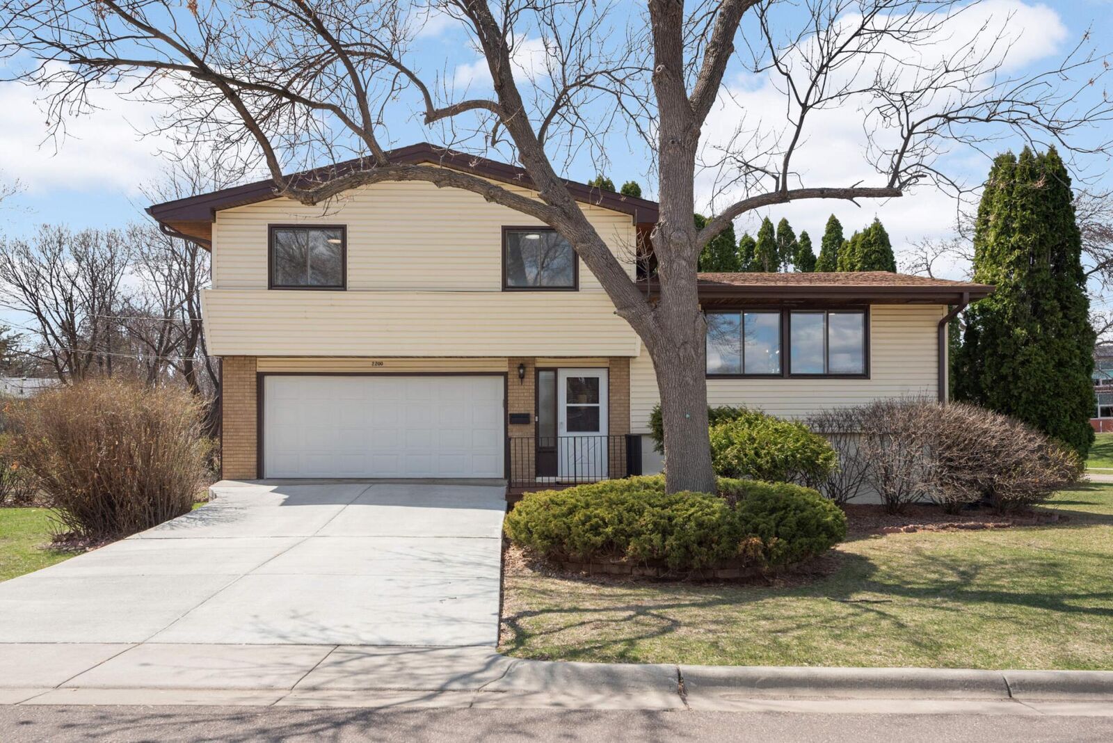 Property Photo: 2200 Quebec Drive MN 55426