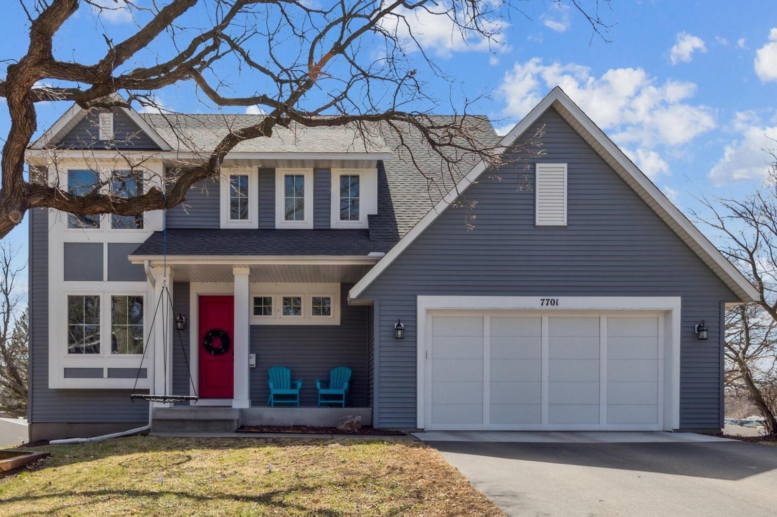 Property Photo: 7701 Edgebrook Drive MN 55426