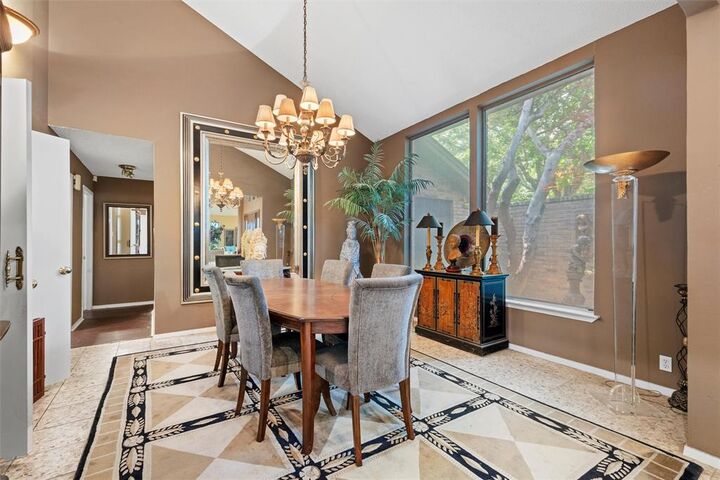 Property Photo:  2000 Shadow Ridge Drive  TX 76006 