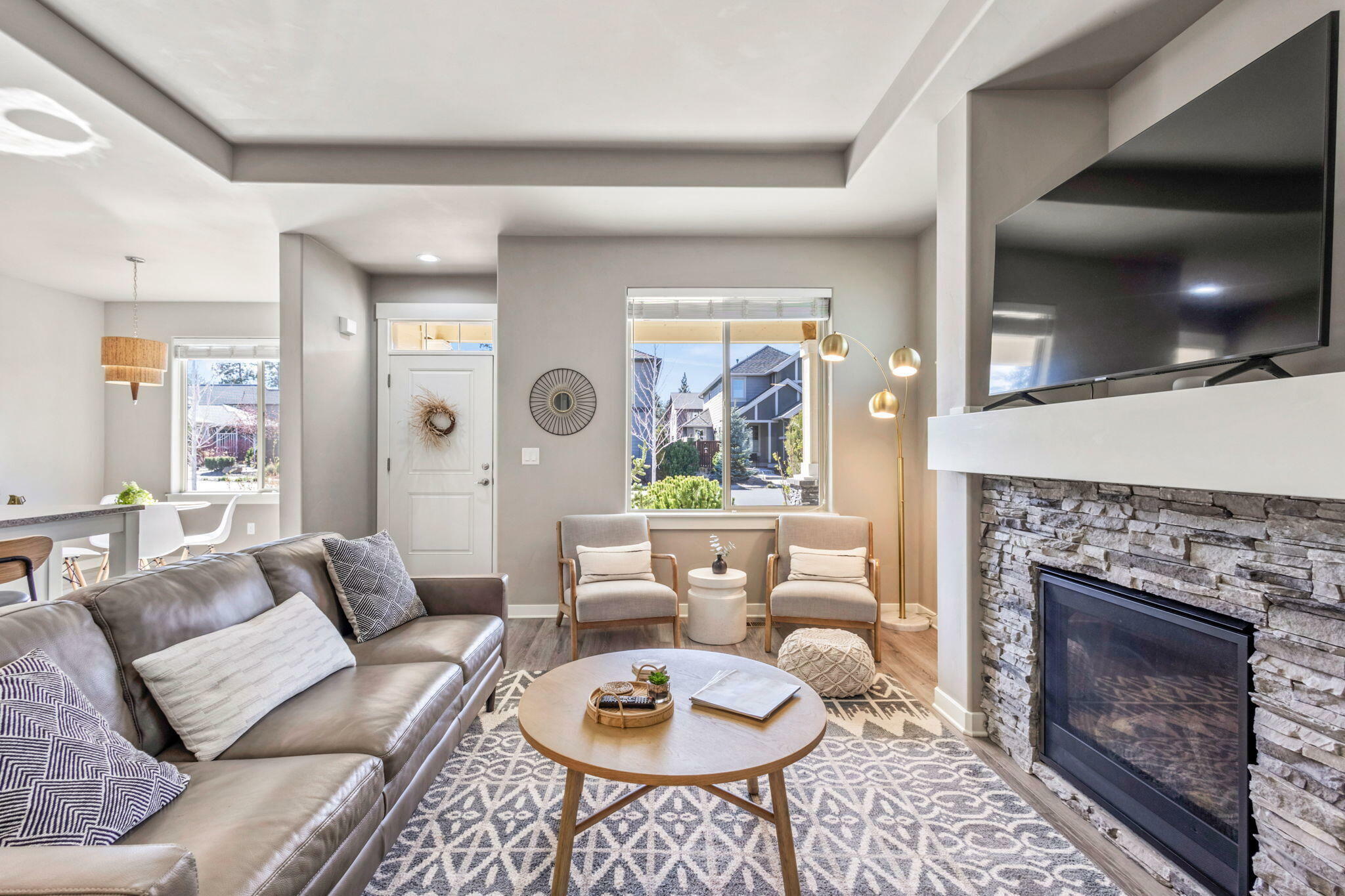 Property Photo: 61054 SE Sydney Harbor Drive OR 97702
