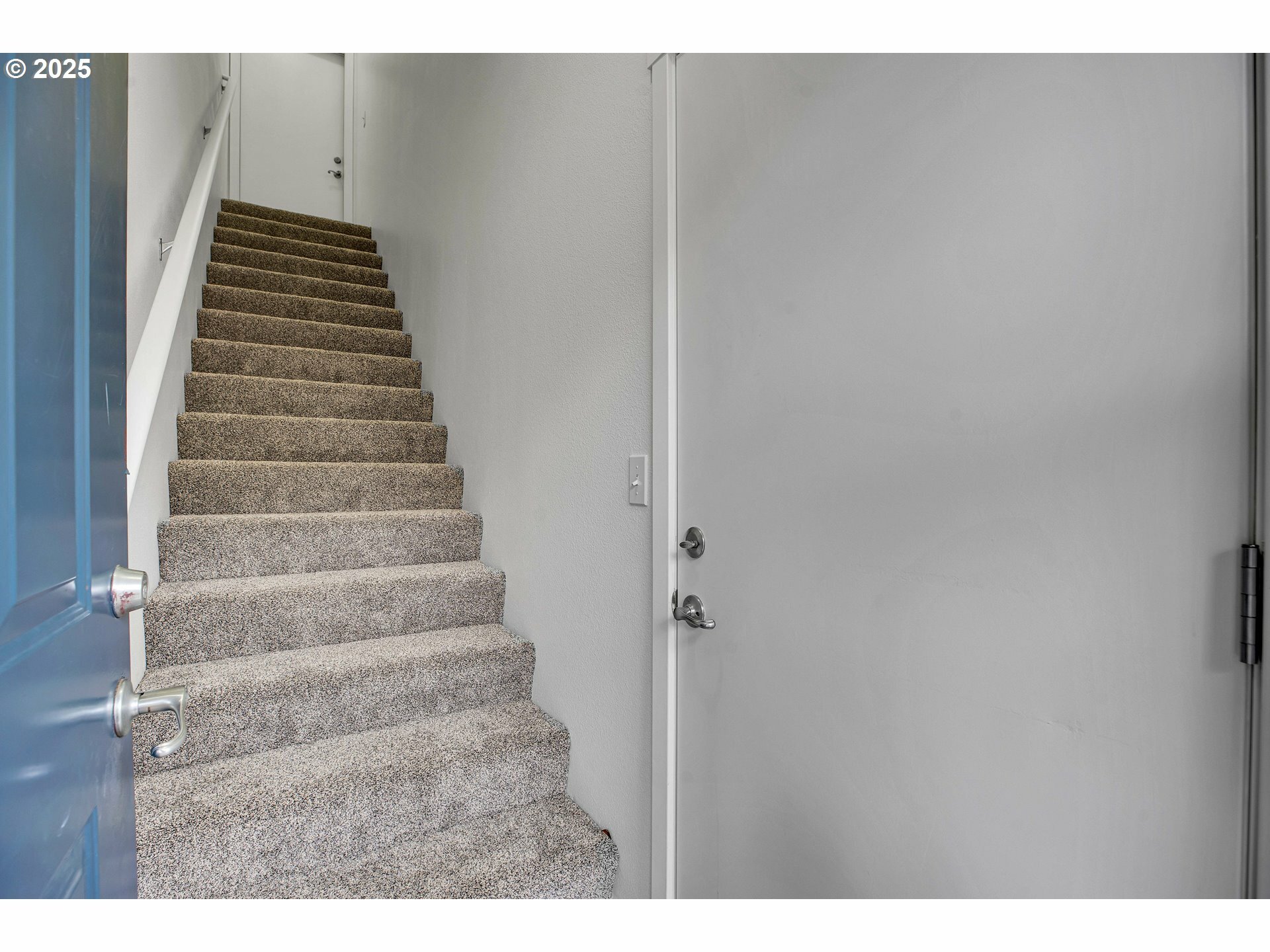 Property Photo: 10800 SE 17th Cir H101 WA 98664