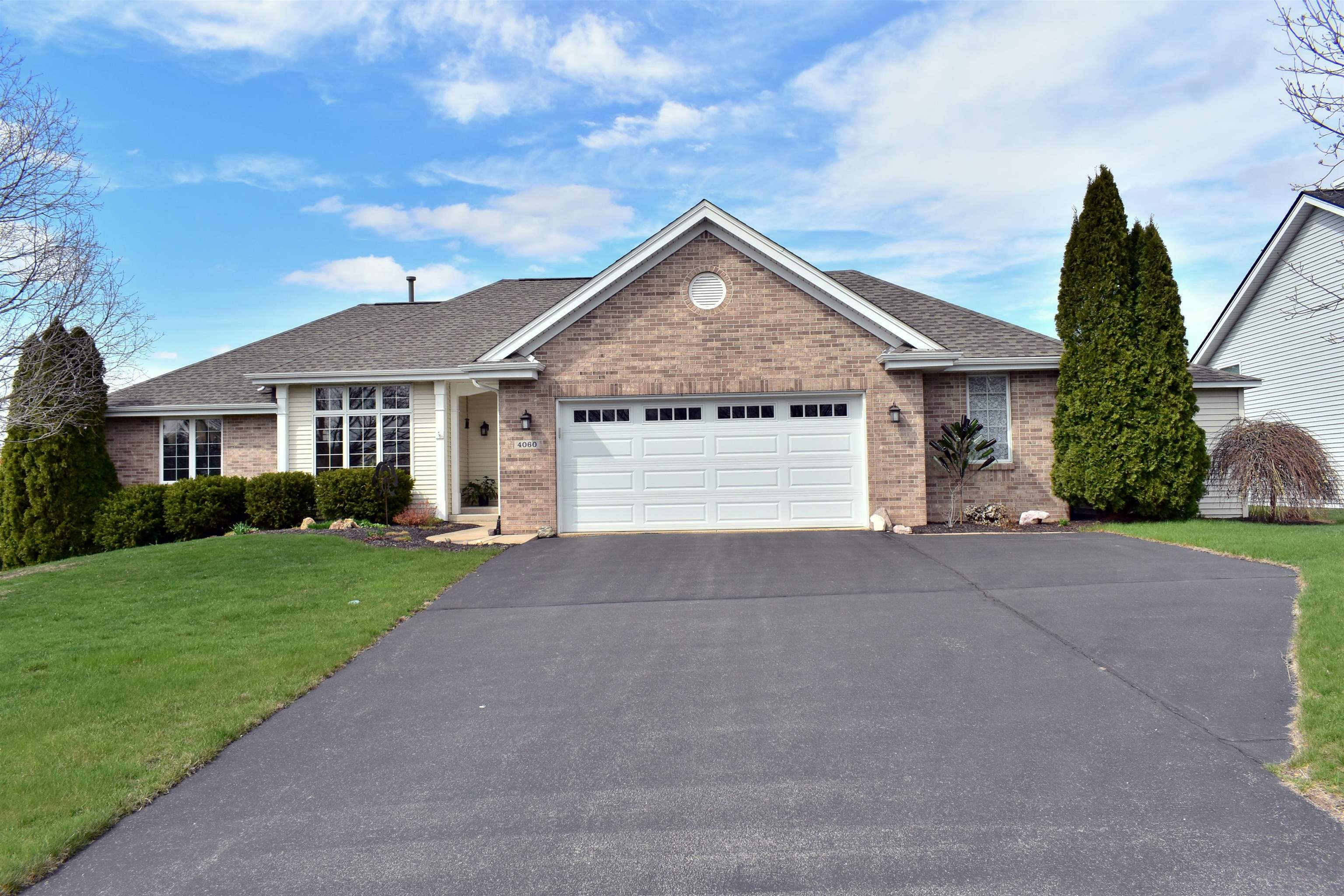 4060 Kensingston Way  Rockton IL 61072 photo