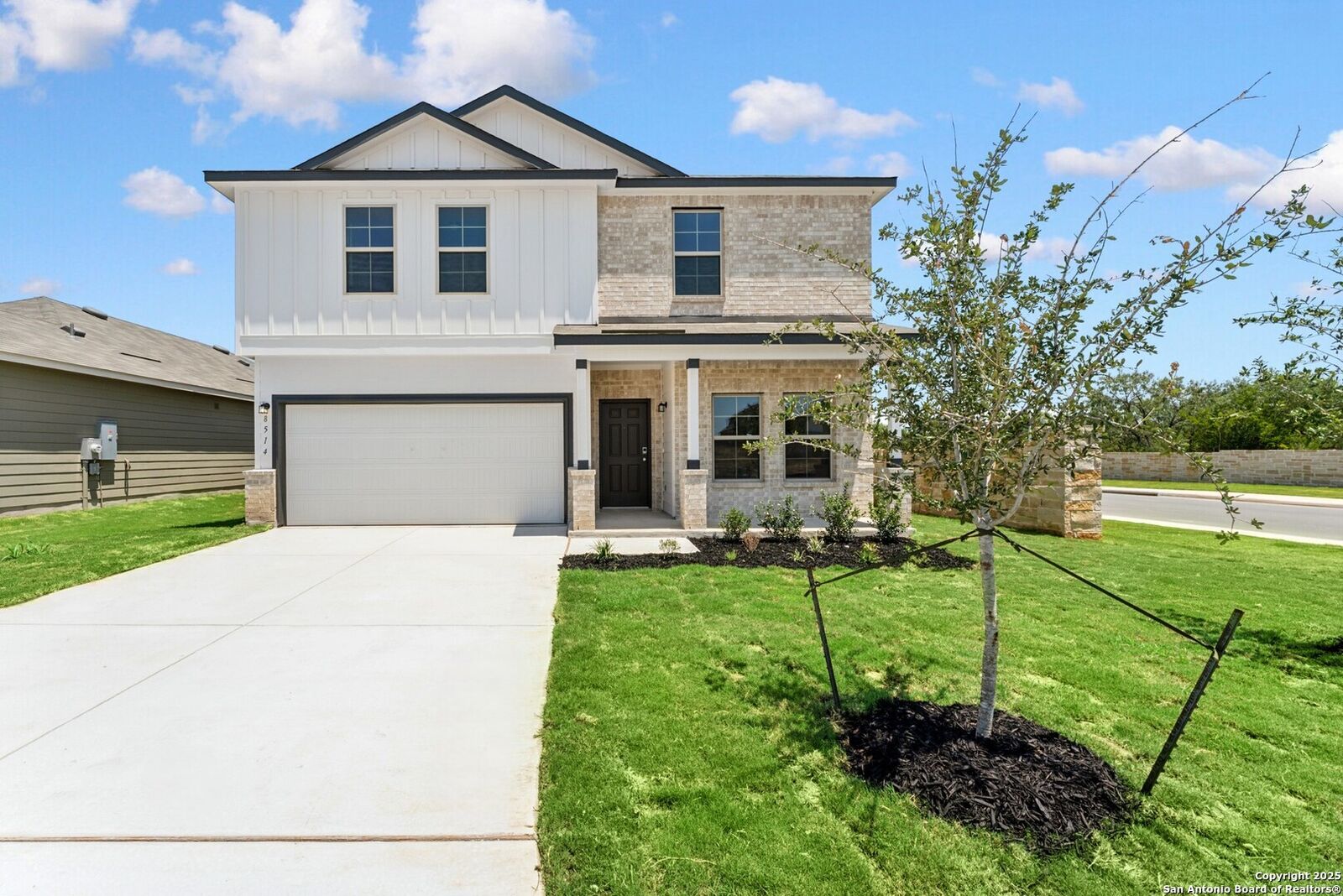 Property Photo: 8514 Smithers Avenue TX 78252