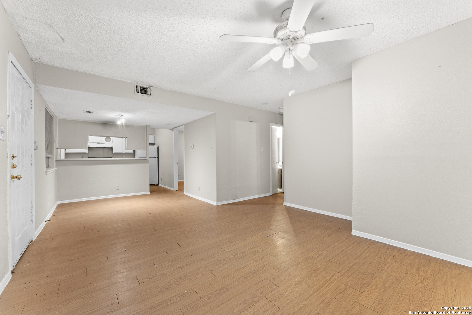Property Photo: 2401 Bucks TX 78744