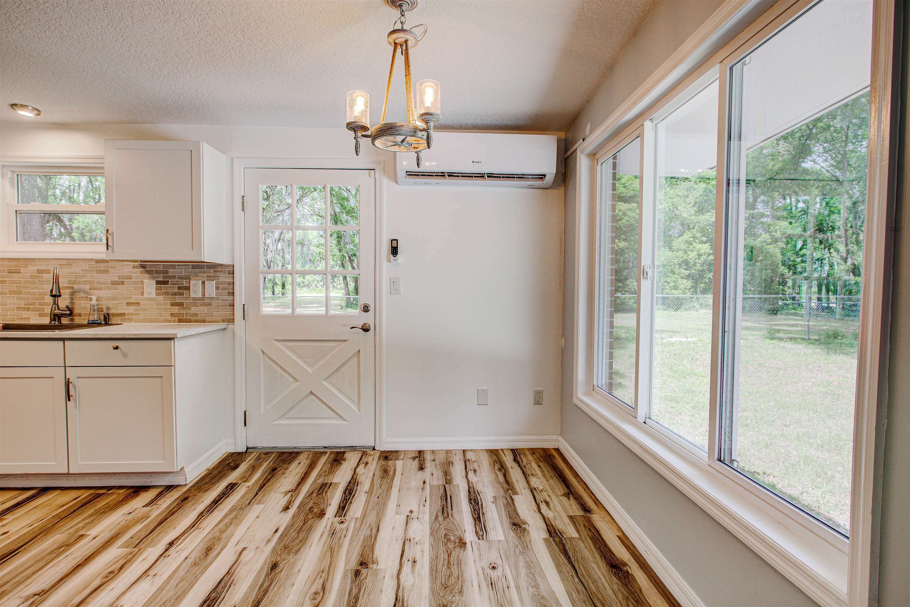 Property Photo: 200 State Road 207 FL 32131