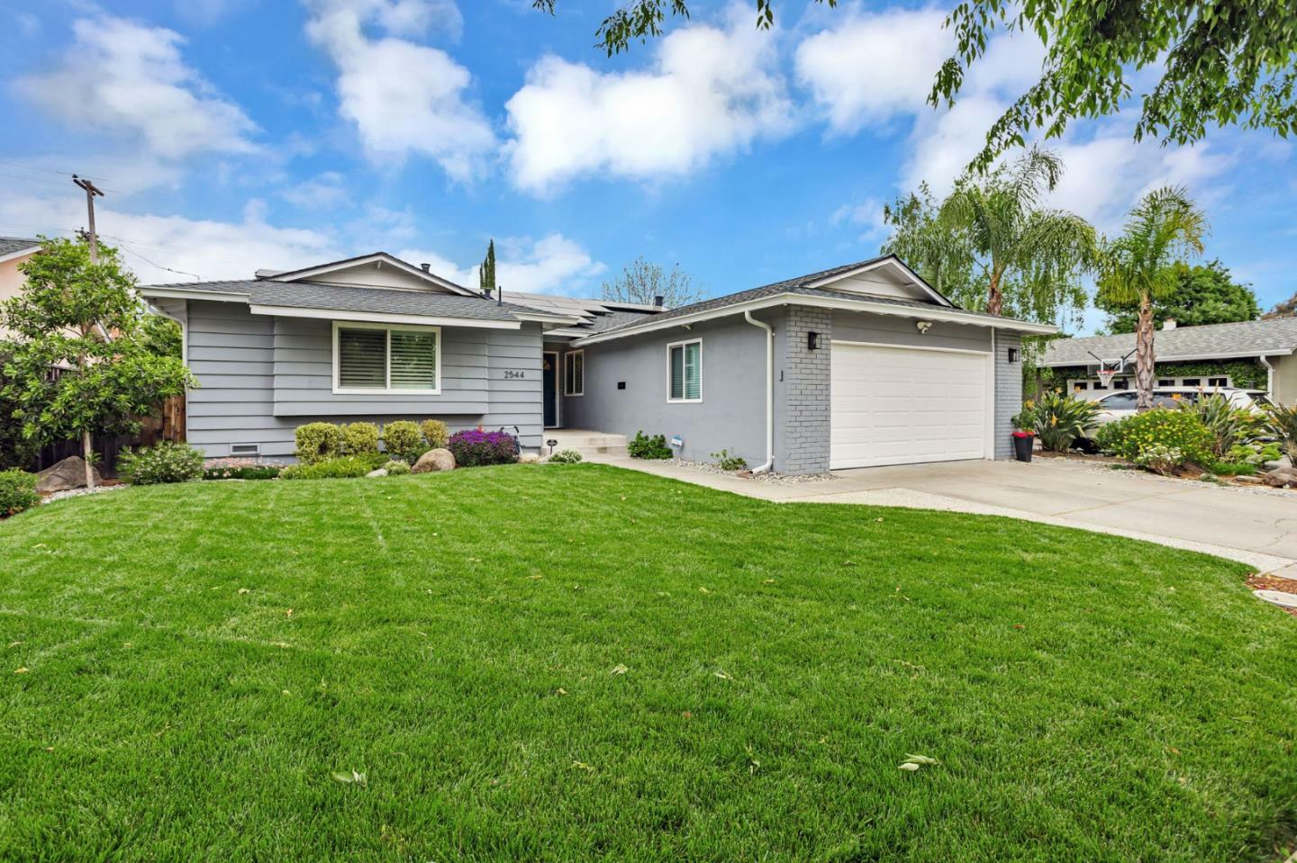 2544 New Jersey Avenue  San Jose CA 95124 photo