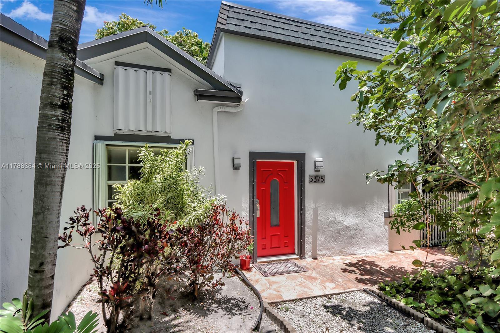 3375 SW 29th Ter  Miami FL 33133 photo