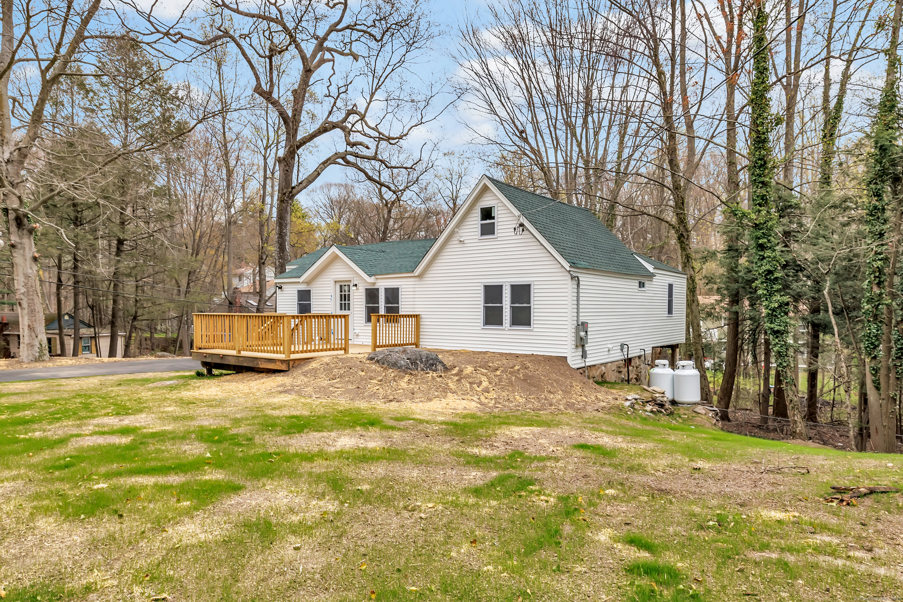 Property Photo: 8 Noguchi Trail CT 06484