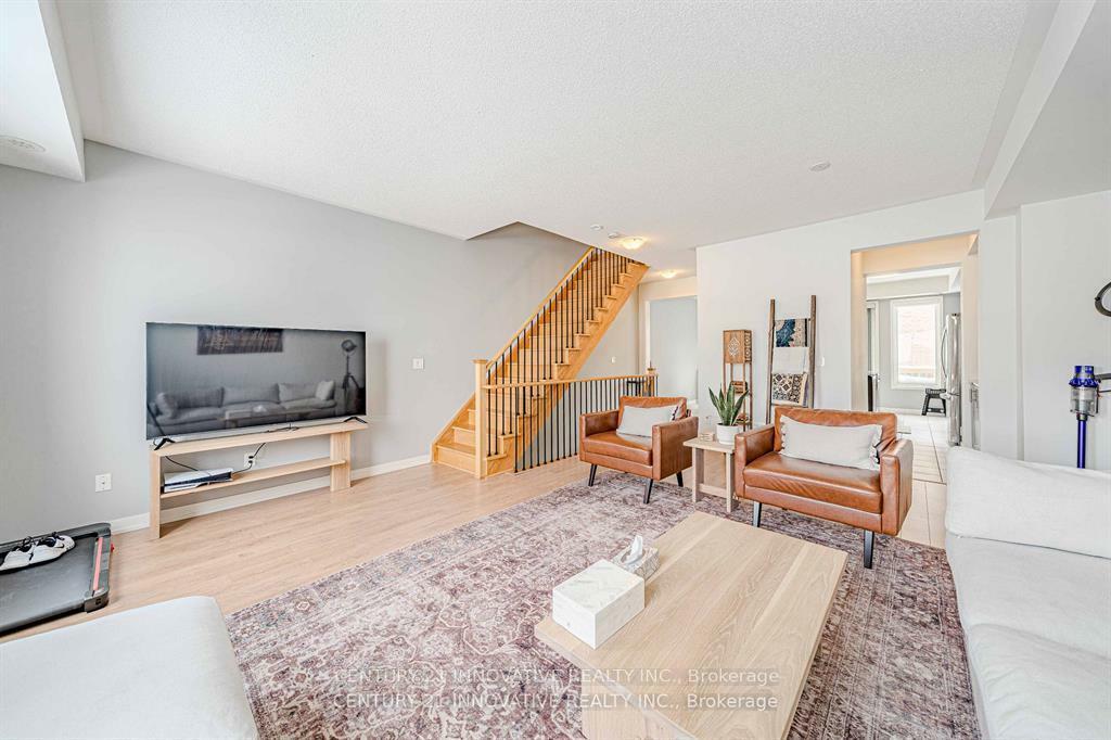 Photo de la propriété: 144 Salterton Circle ON L6A 4Z1