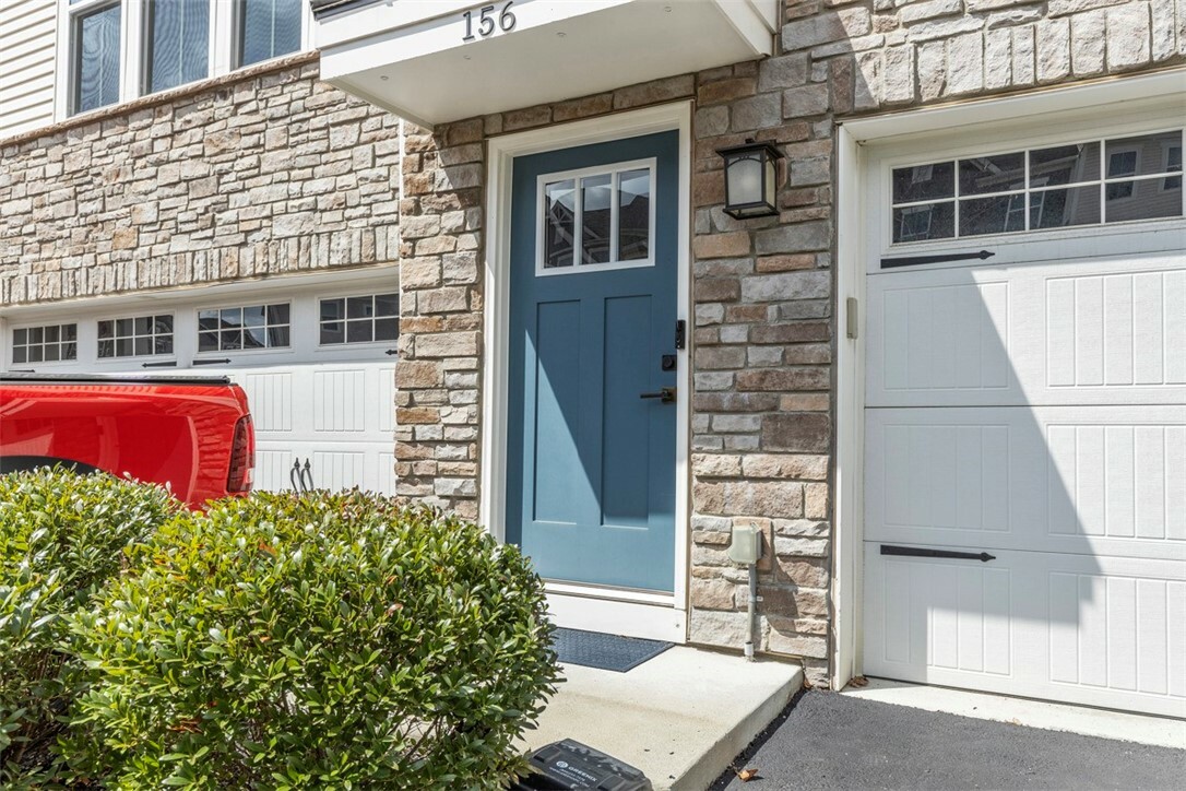 Property Photo: 156 Curtis Court PA 15237