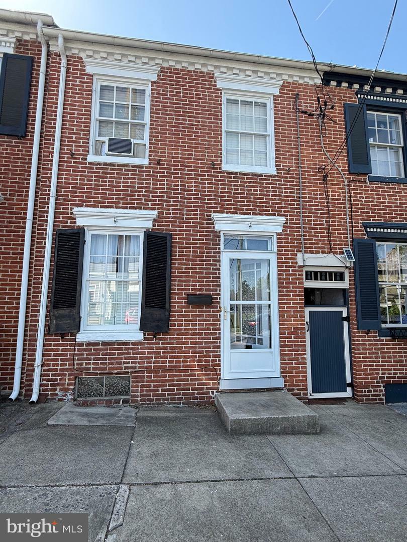 Property Photo: 427 S Market Street MD 21701