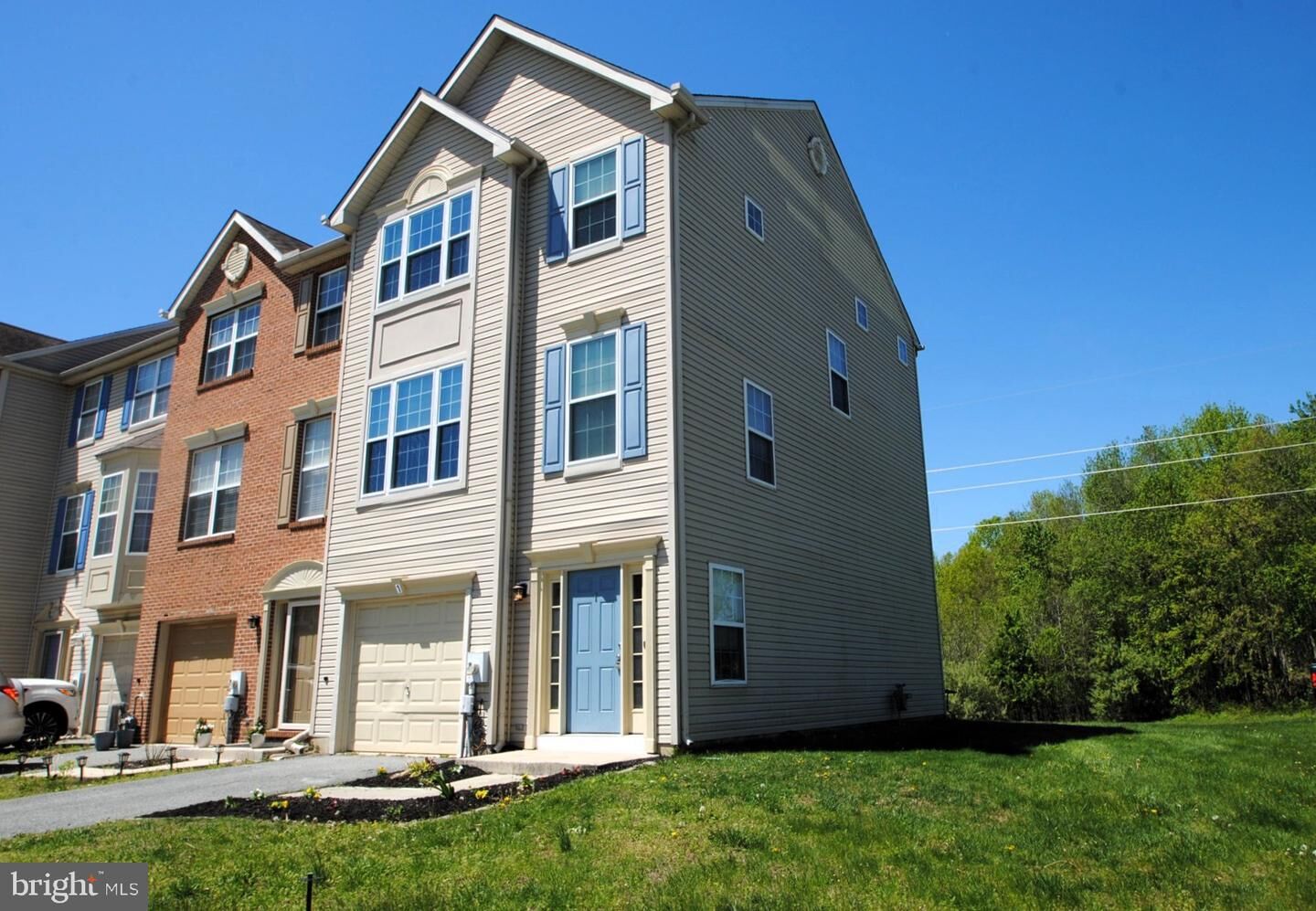 Property Photo:  1 Shane Circle  DE 19701 