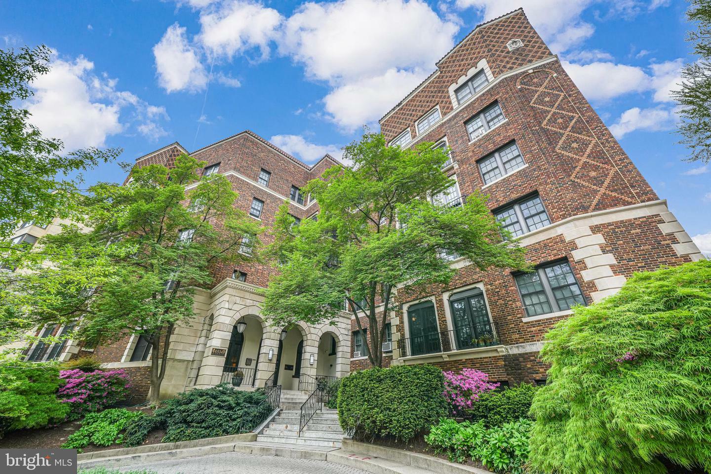 Property Photo: 4514 Connecticut Avenue NW 202 DC 20008