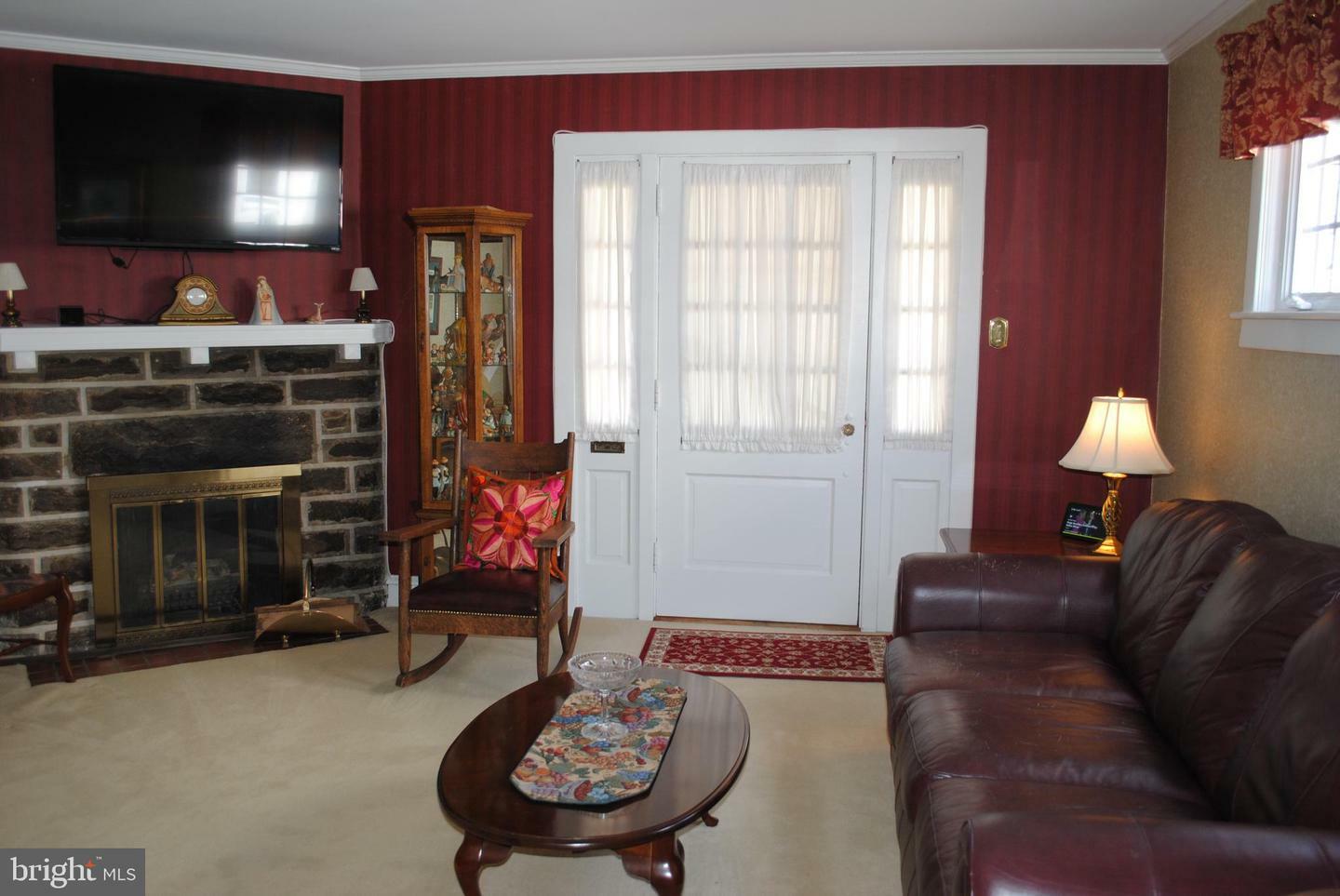 Property Photo: 222 W Plumstead Avenue PA 19050