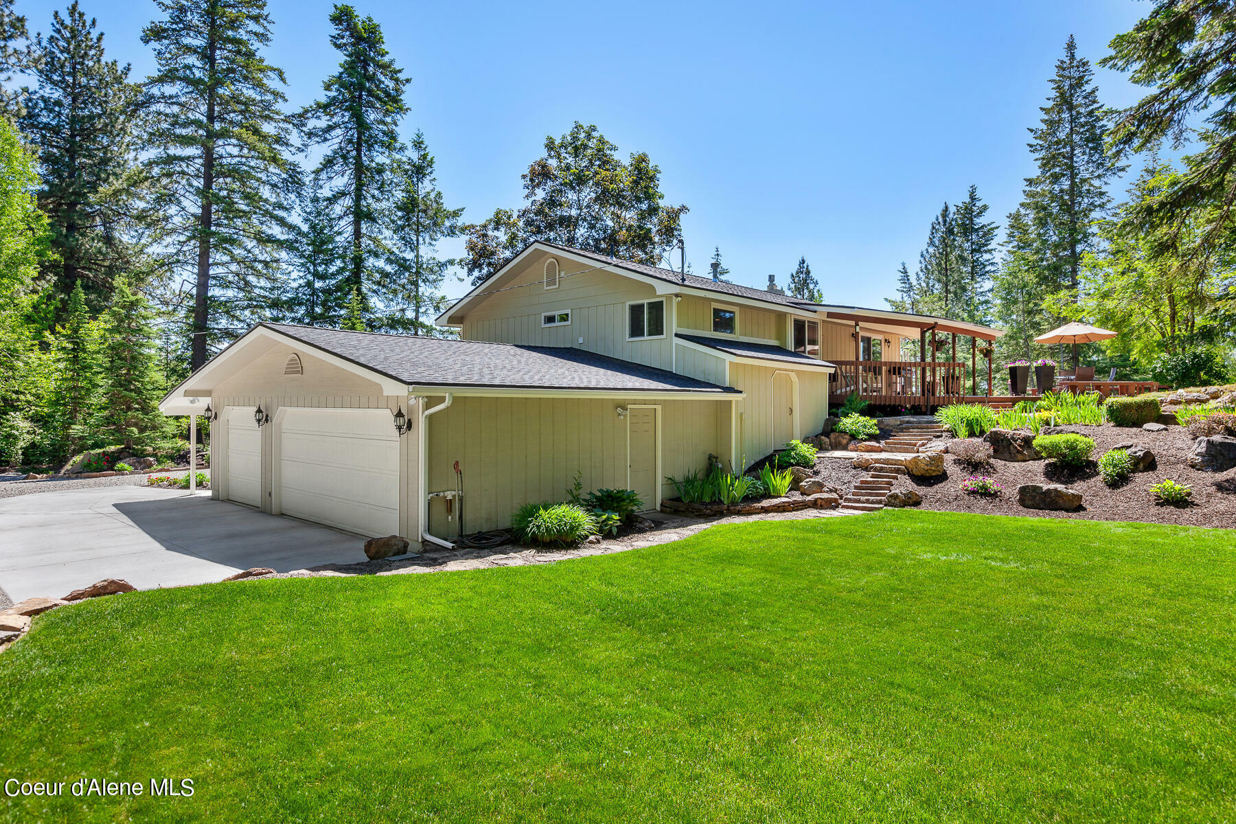 Property Photo: 17045 N Reservoir Rd ID 83858