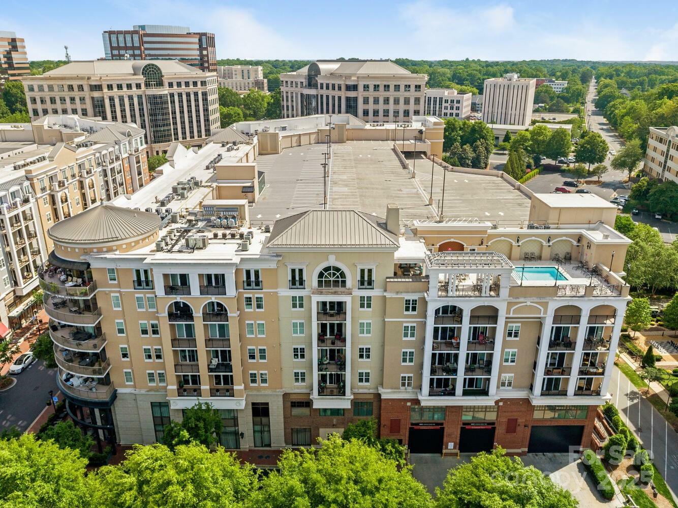Property Photo: 4620 Piedmont Row Drive 615 NC 28210