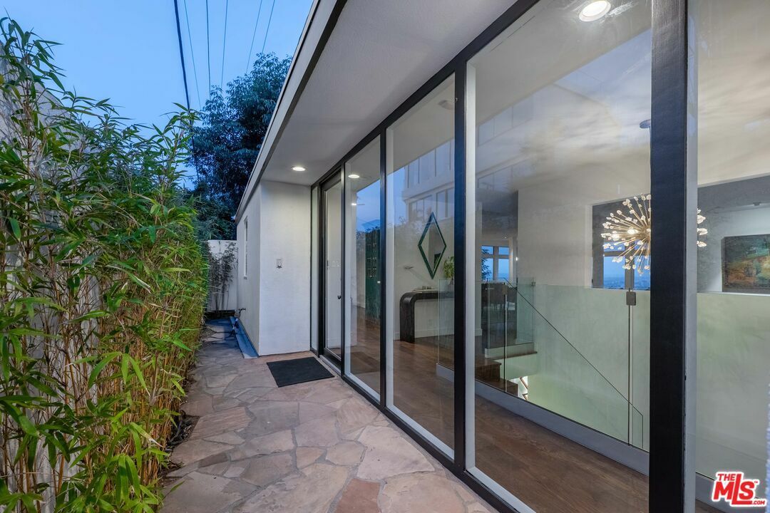 Property Photo: 8450 Carlton Way CA 90069