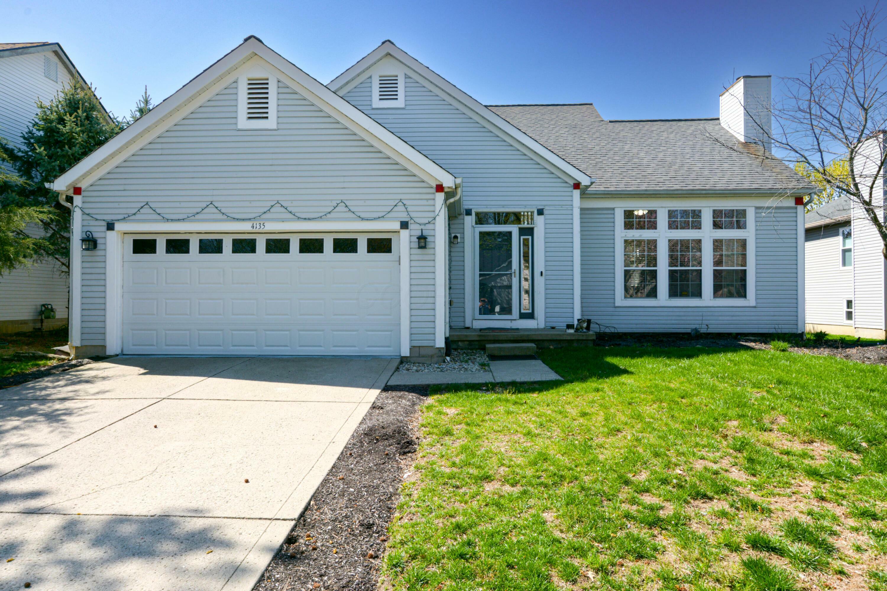 Property Photo:  4135 Pathfield Drive  OH 43230 