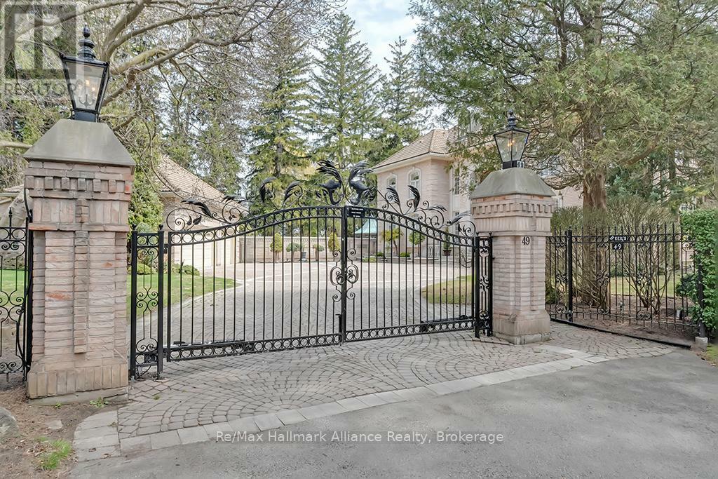 Property Photo: 49 Cox Drive ON L6J 4P8