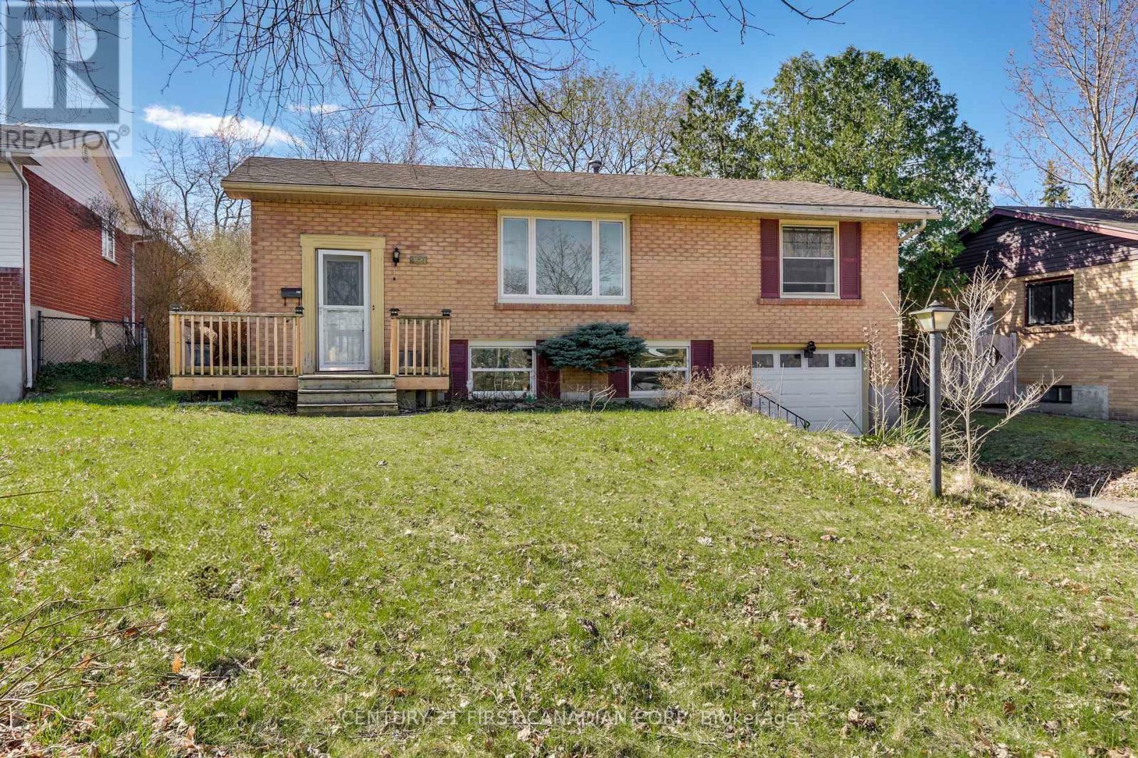 1153 Melsandra Avenue  London East (East a) ON N5Y 4N8 photo