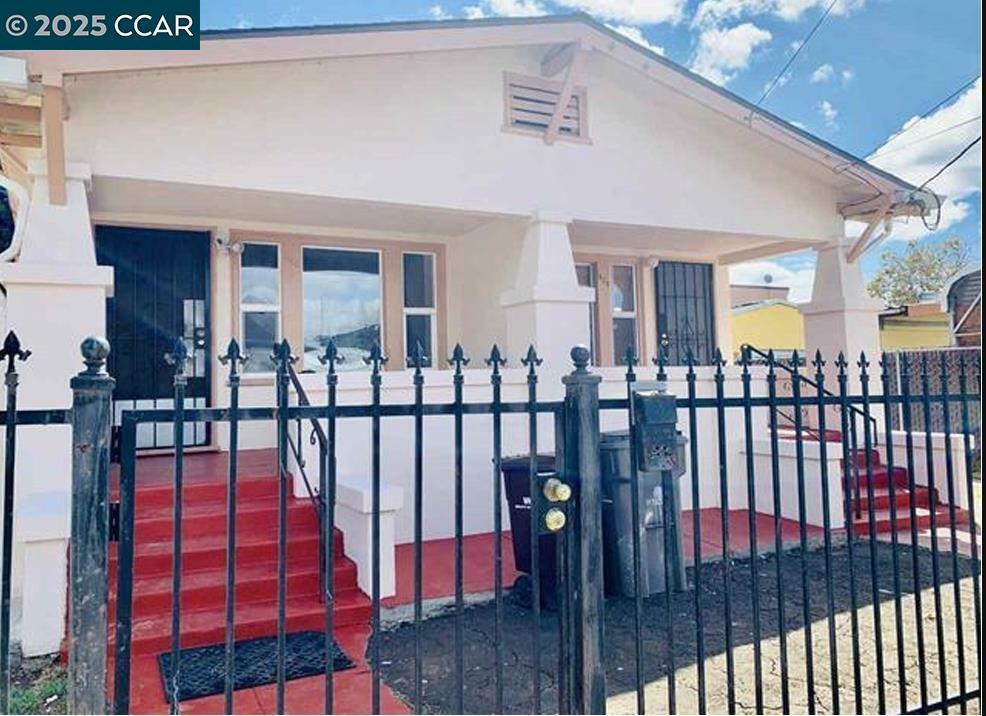 1420 87th Ave  Oakland CA 94621 photo
